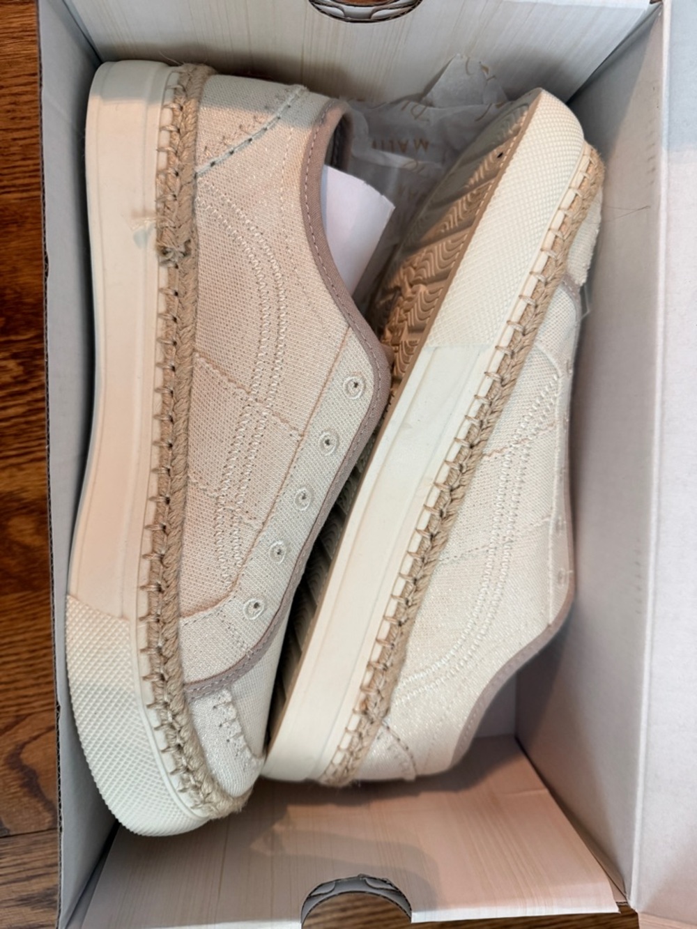 Womens Slip-On Canvas Shoes in Light Beige